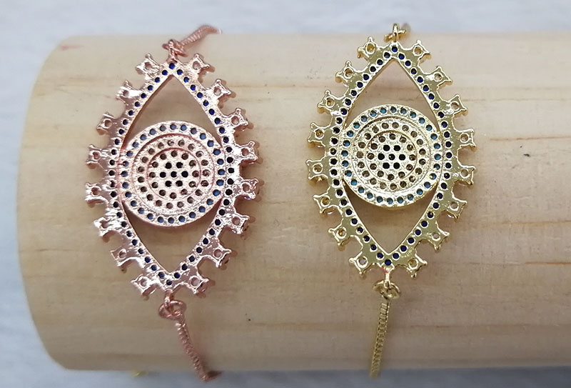 STF000052 - 3.jpg STF000052 - 3.jpg