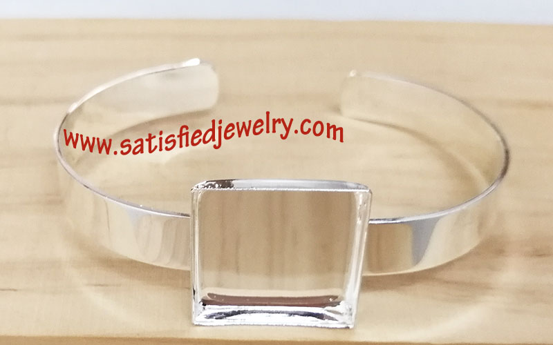 BANGLE0032 - 1.jpg
