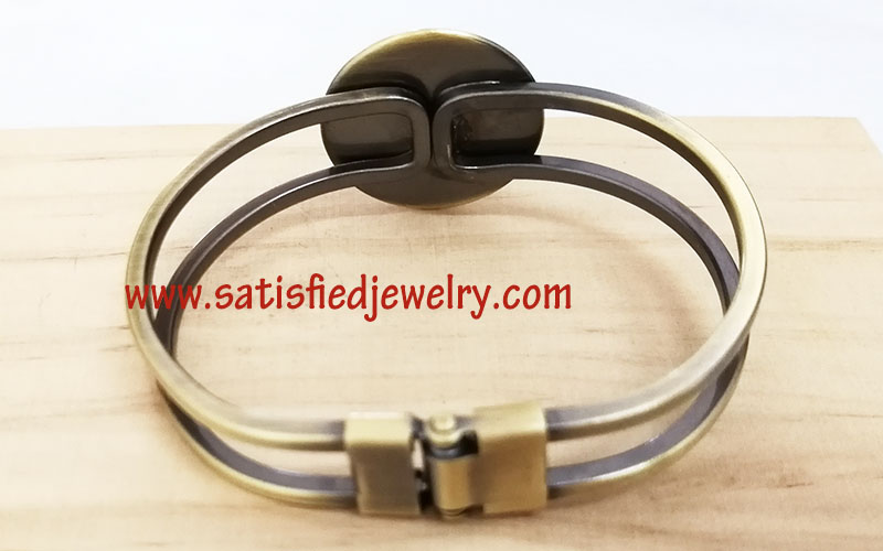 BANGLE0026 - 3.jpg