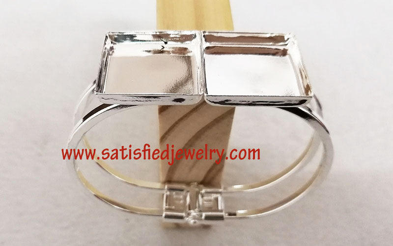 BANGLE0018 - 1.jpg