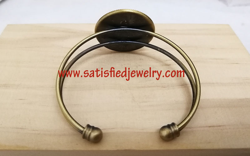 BANGLE0002 - 4.jpg