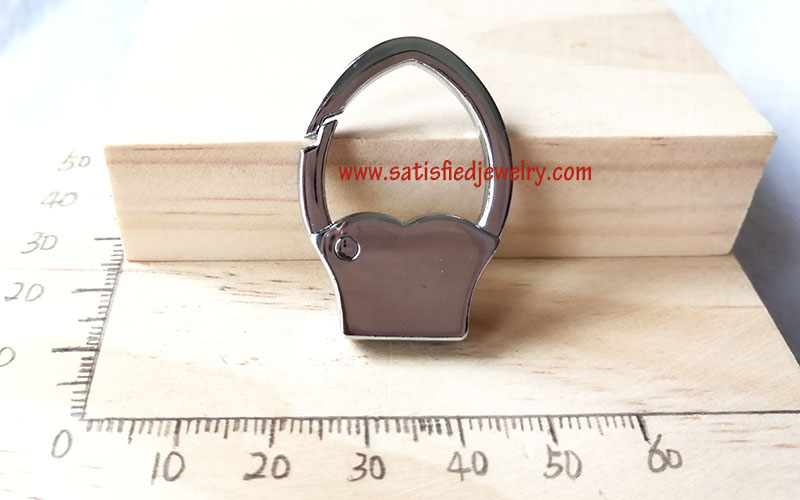 Keyrings0001 - 3.jpg