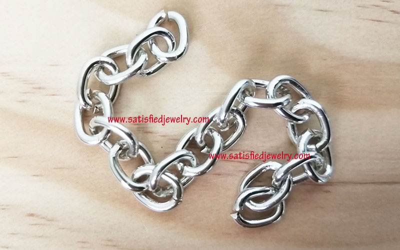 CHAIN0084 - 2.jpg