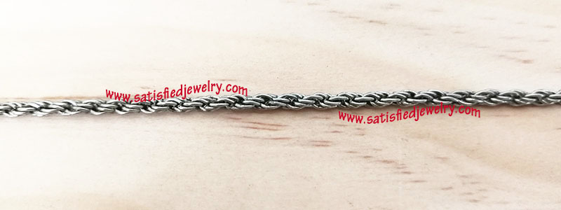 CHAIN0112 - 1.jpg
