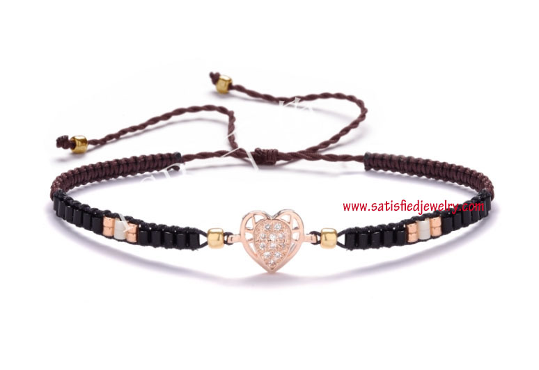 SEEDBEAD0011.jpg SEEDBEAD0011.jpg