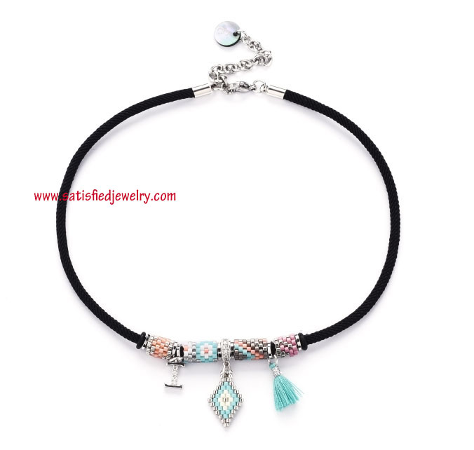 SEEDBEAD0032.jpg SEEDBEAD0032.jpg