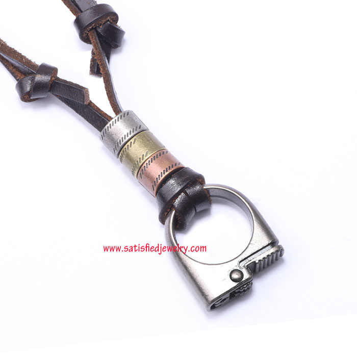 NECKLACE0016 - 4.jpg