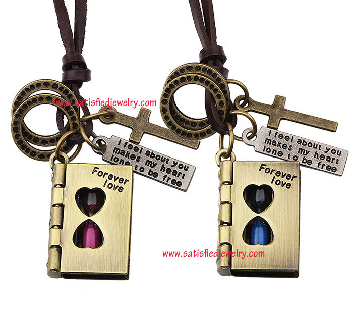 NECKLACE0034 - 1.jpg