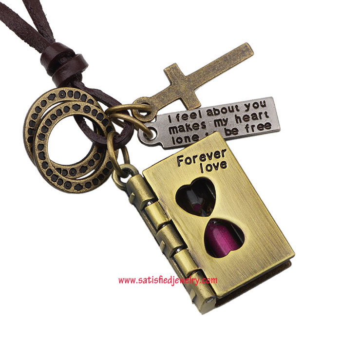 NECKLACE0034 - 4.jpg