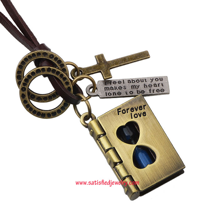 NECKLACE0034 - 5.jpg