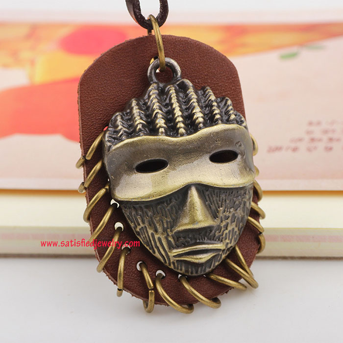 NECKLACE0048 - 1.jpg