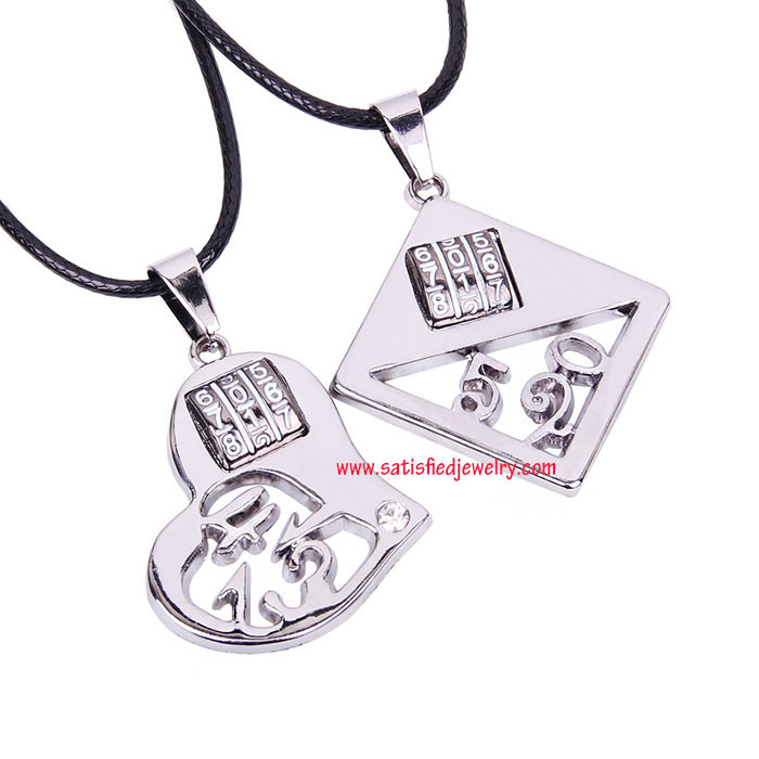 NECKLACE0071 - 7.jpg