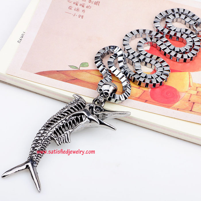 NECKLACE0079 - 3.jpg