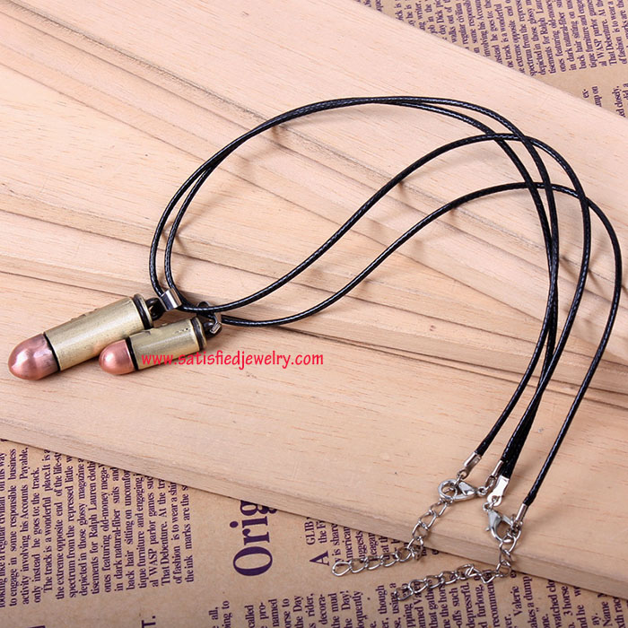 NECKLACE0139 - 3.jpg