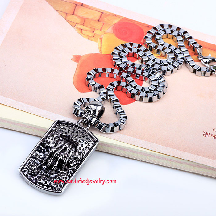 NECKLACE0090 - 4.jpg