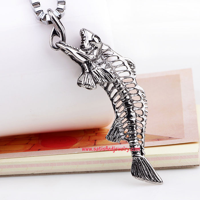 NECKLACE0093 - 2.jpg