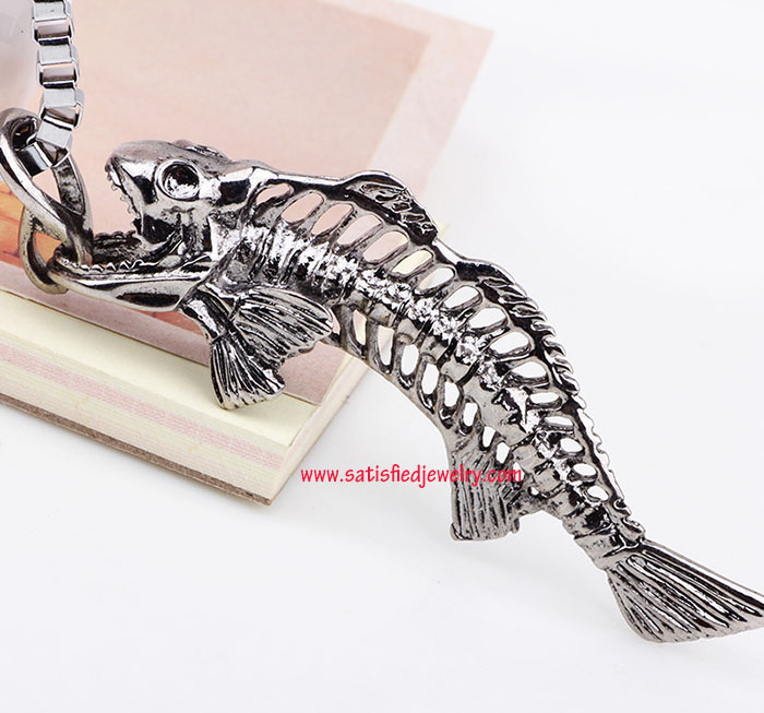 NECKLACE0093 - 3.jpg