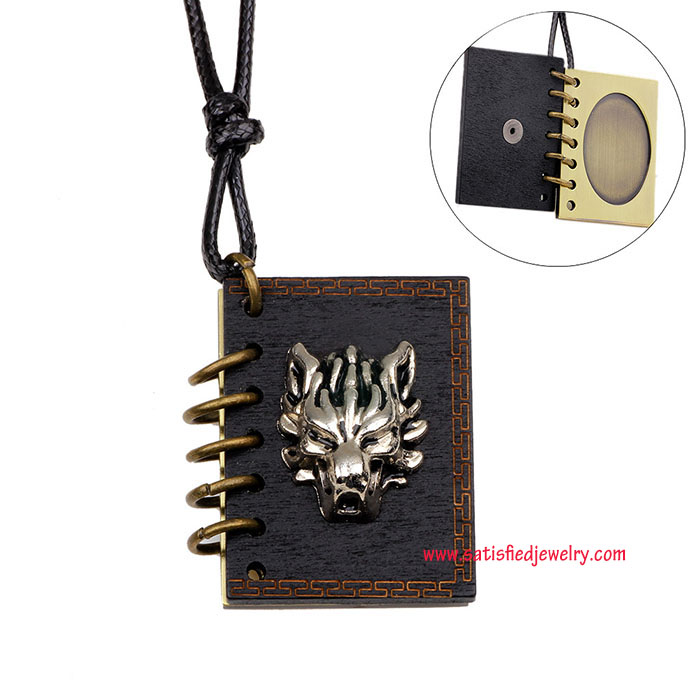 NECKLACE0104 - 1.jpg