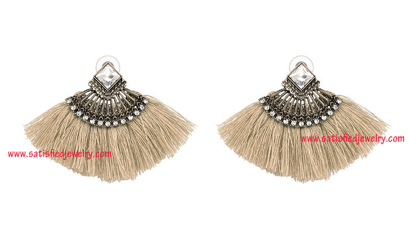 TASSEL0054 - 8.jpg